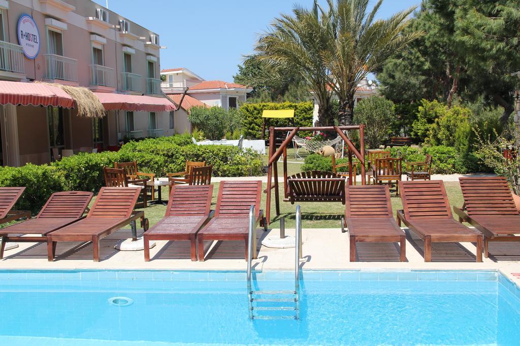 R+ Hotel By Rooms Cesme Exterior photo