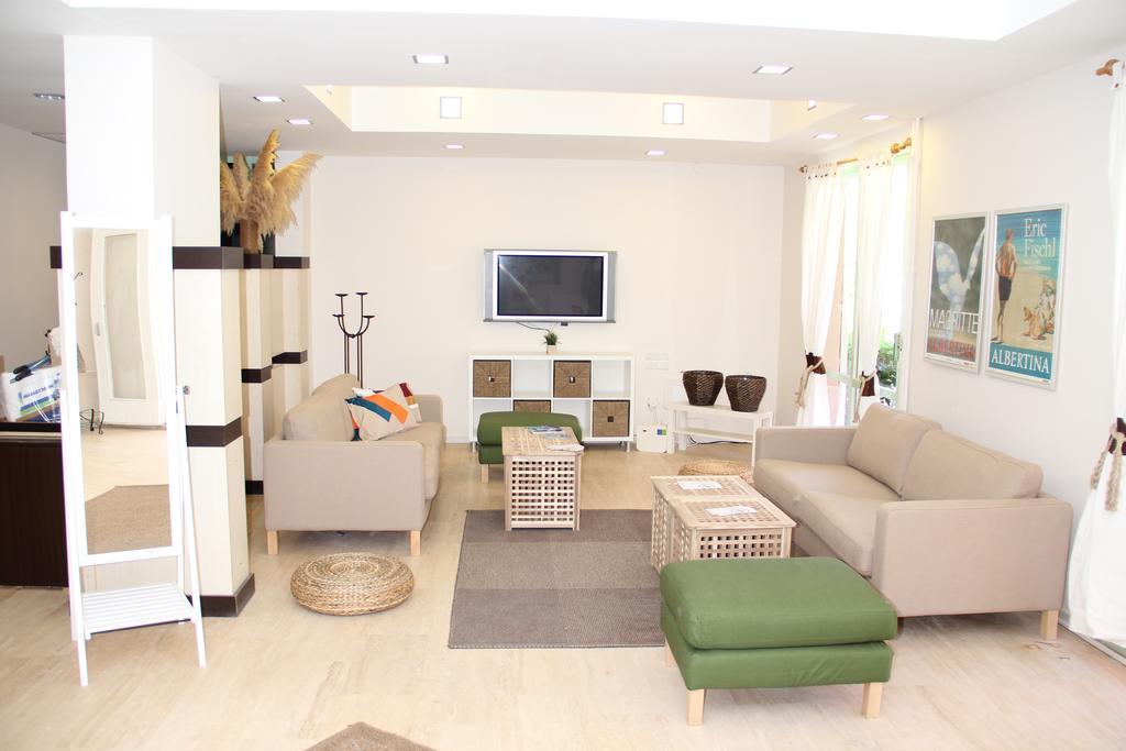 R+ Hotel By Rooms Cesme Exterior photo