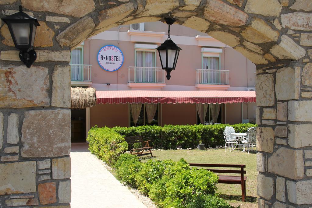 R+ Hotel By Rooms Cesme Exterior photo