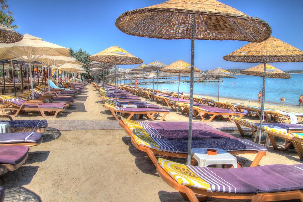R+ Hotel By Rooms Cesme Exterior photo