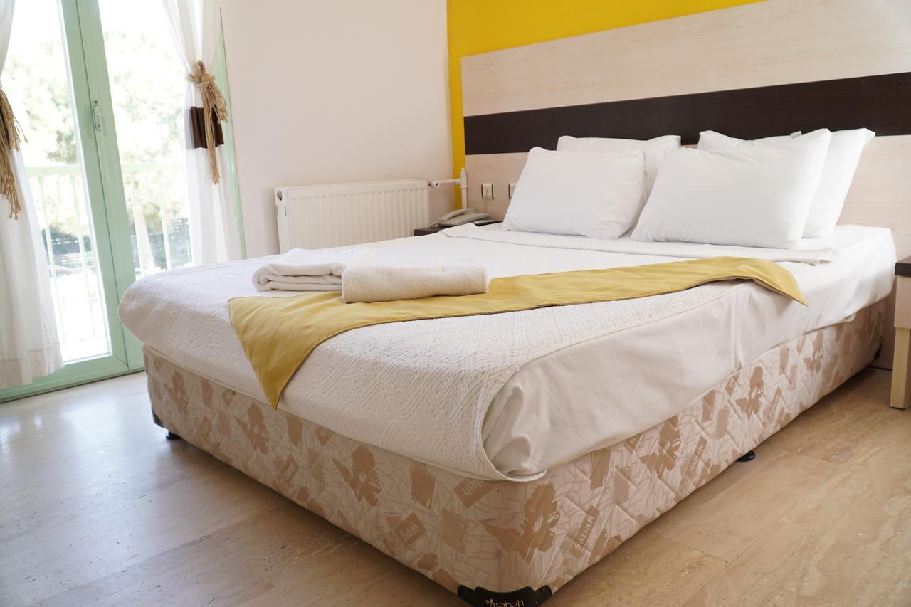 R+ Hotel By Rooms Cesme Exterior photo
