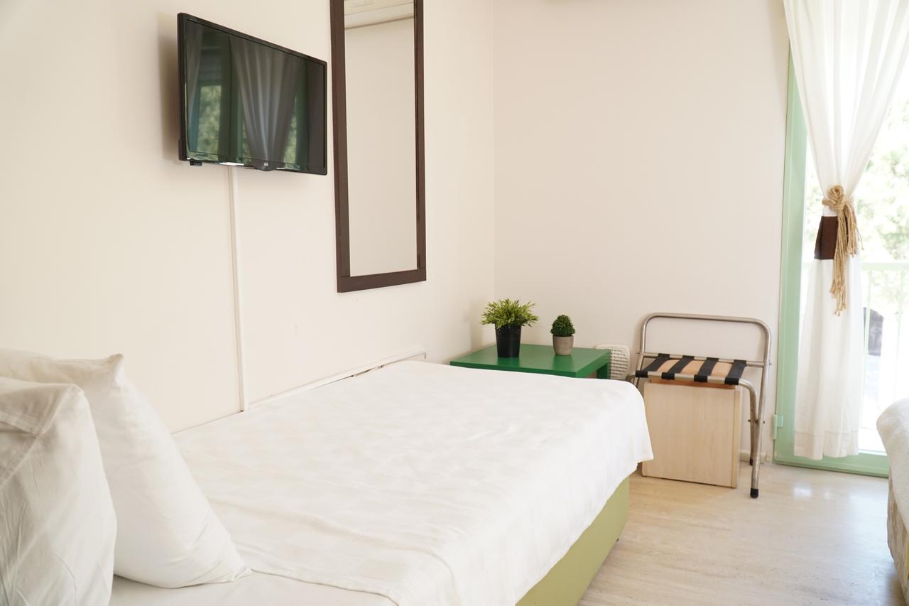 R+ Hotel By Rooms Cesme Exterior photo