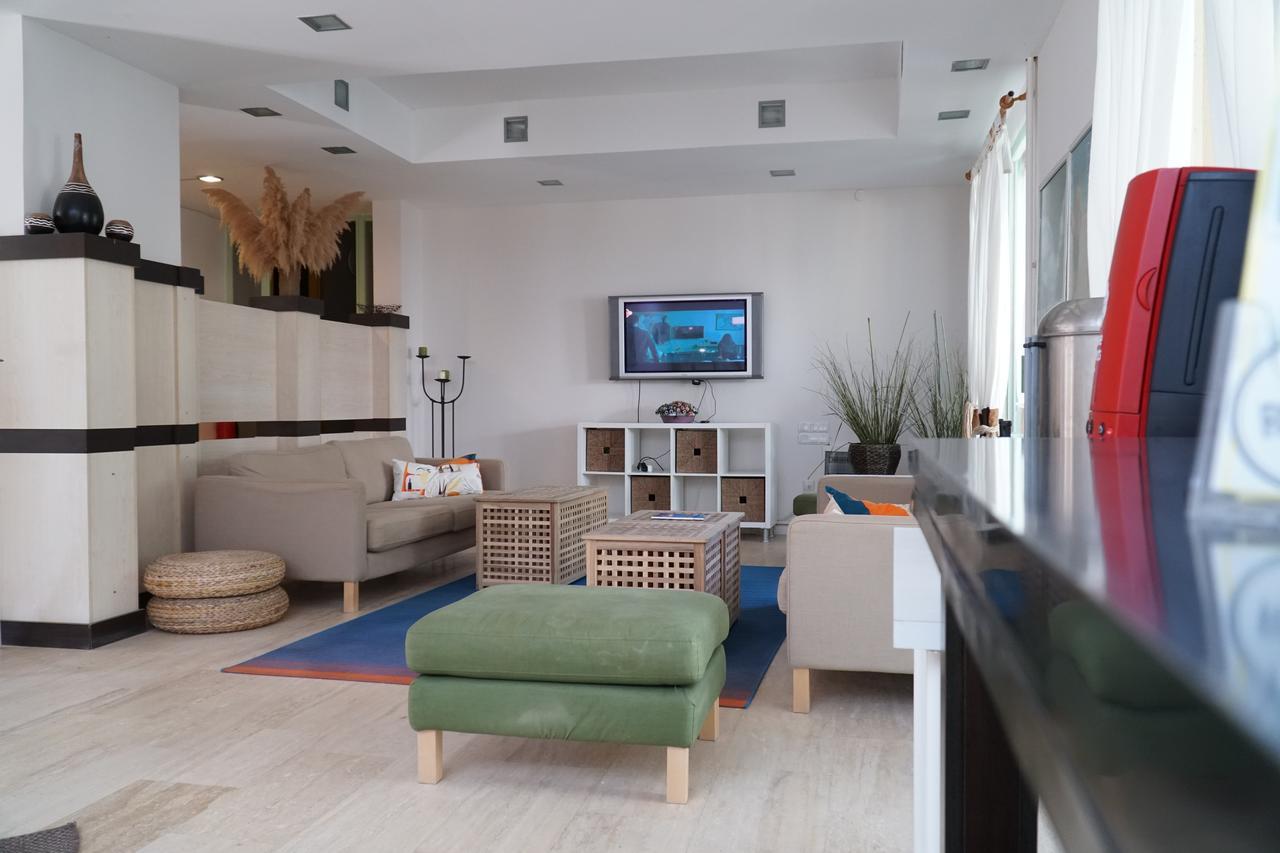 R+ Hotel By Rooms Cesme Exterior photo